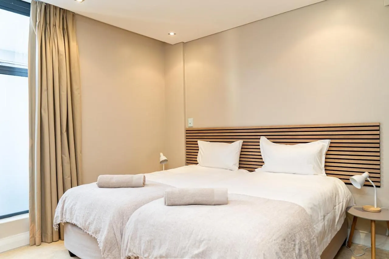 Panoramic Ocean View Beachfront Top Floor 2 Bed, Big Bay- 212 Eden On The Bay Bloubergstrand