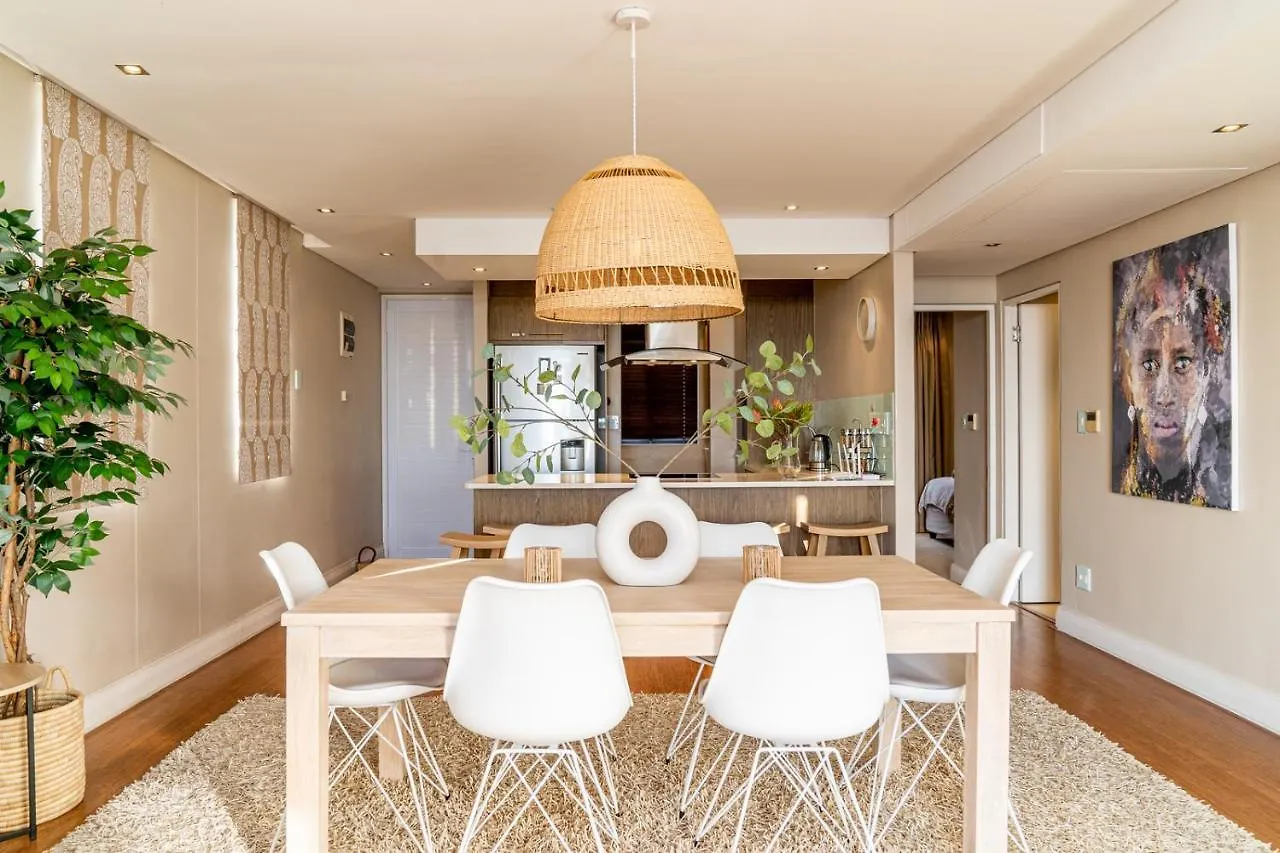Panoramic Ocean View Beachfront Top Floor 2 Bed, Big Bay- 212 Eden On The Bay Bloubergstrand
