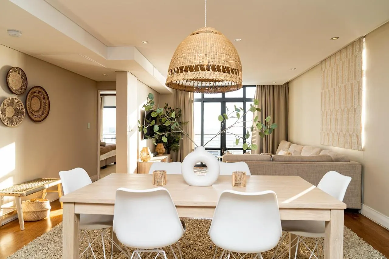 Appartement Panoramic Ocean View Beachfront Top Floor 2 Bed, Big Bay- 212 Eden On The Bay Bloubergstrand Afrique du Sud